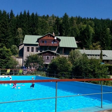 Hotel Maredis Kořenov Exteriér fotografie