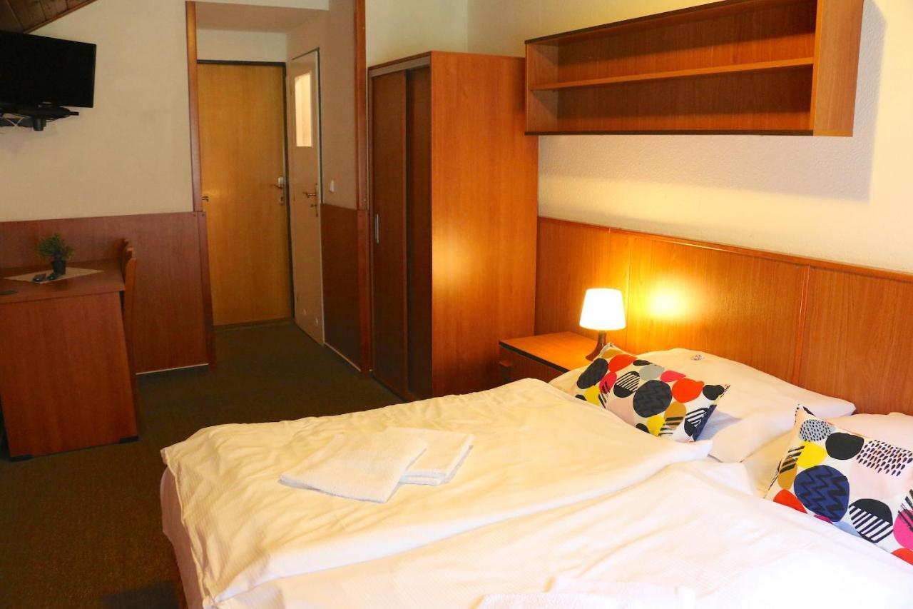 Hotel Maredis Kořenov Exteriér fotografie