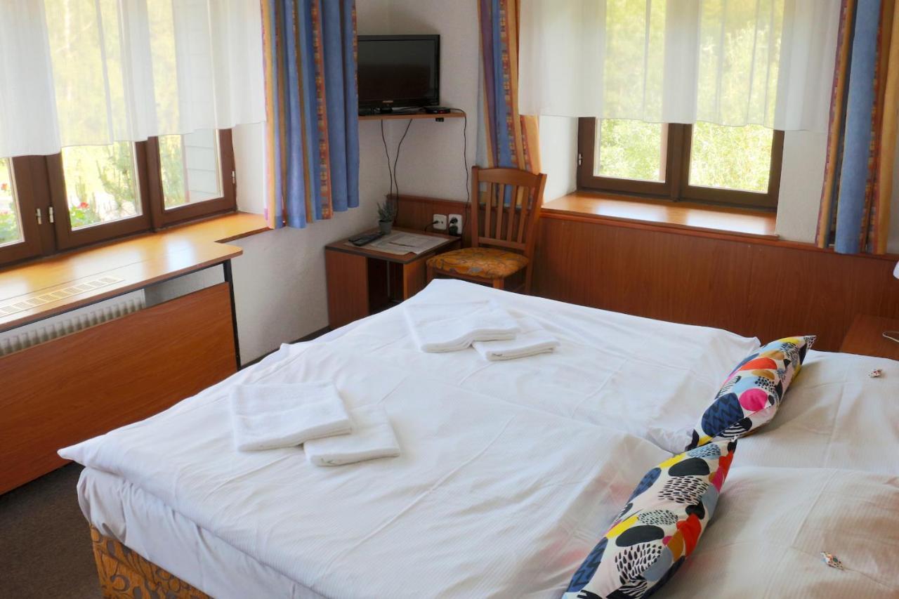 Hotel Maredis Kořenov Exteriér fotografie