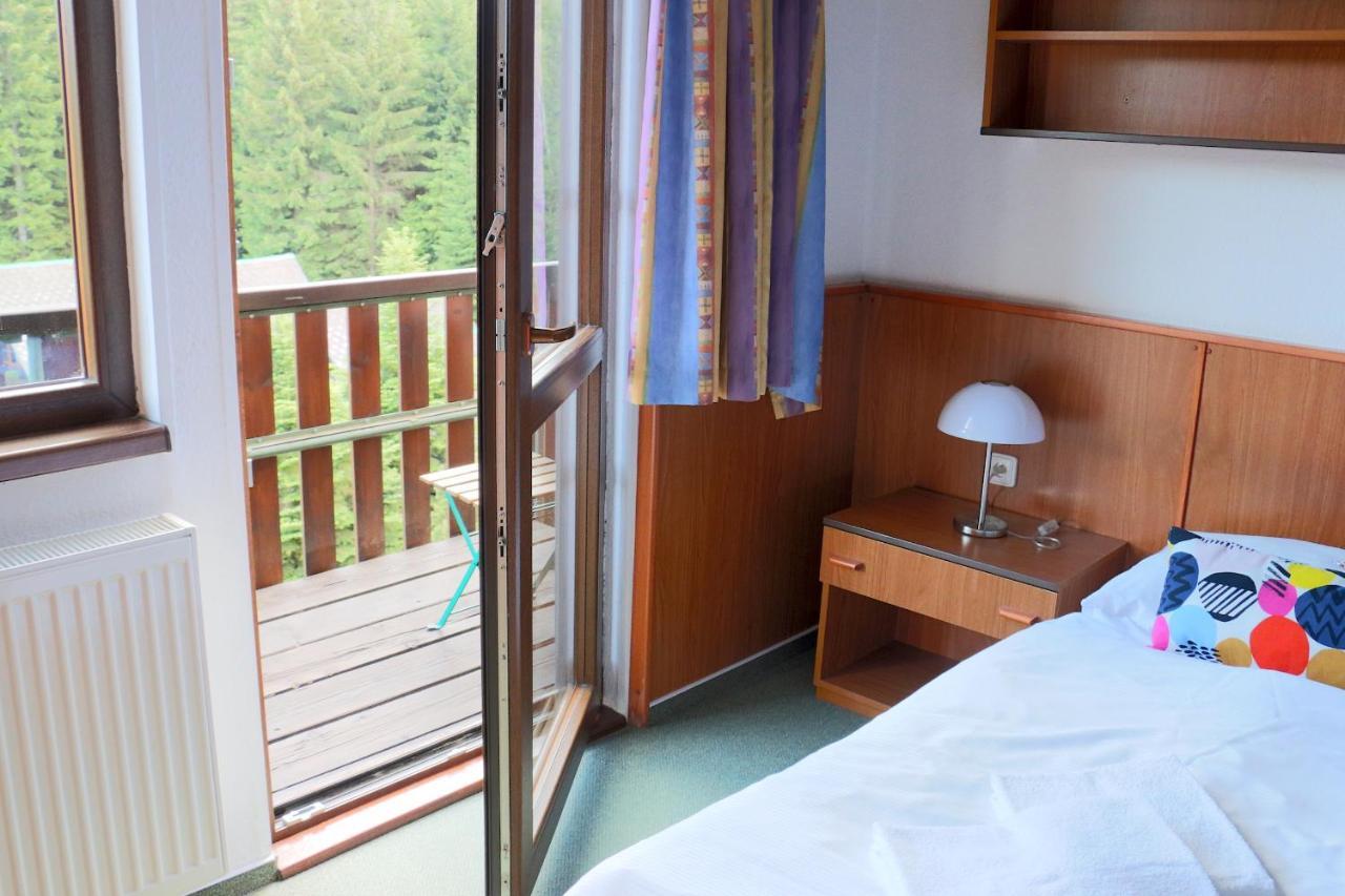Hotel Maredis Kořenov Exteriér fotografie