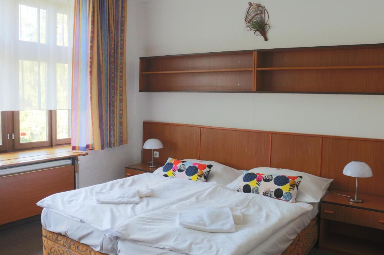 Hotel Maredis Kořenov Exteriér fotografie