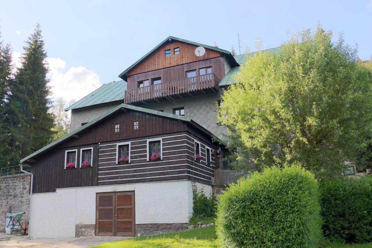 Hotel Maredis Kořenov Exteriér fotografie