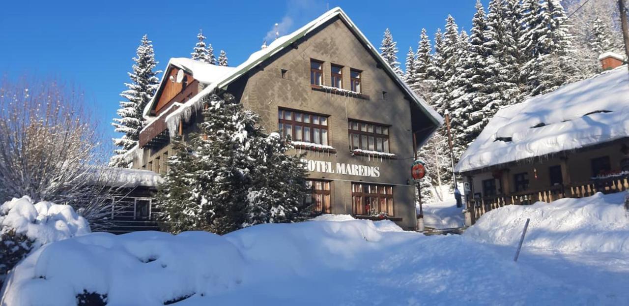 Hotel Maredis Kořenov Exteriér fotografie