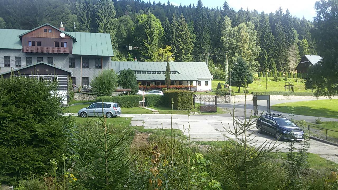 Hotel Maredis Kořenov Exteriér fotografie