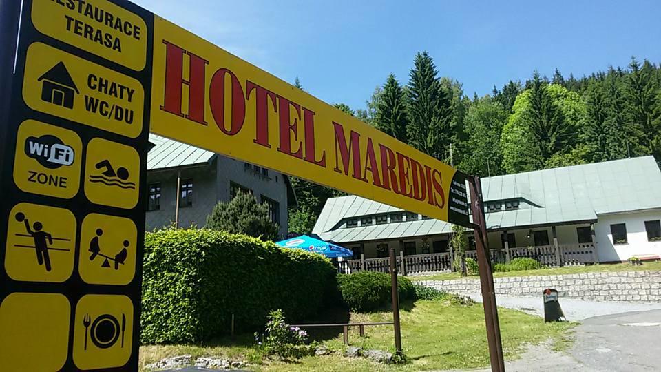 Hotel Maredis Kořenov Exteriér fotografie
