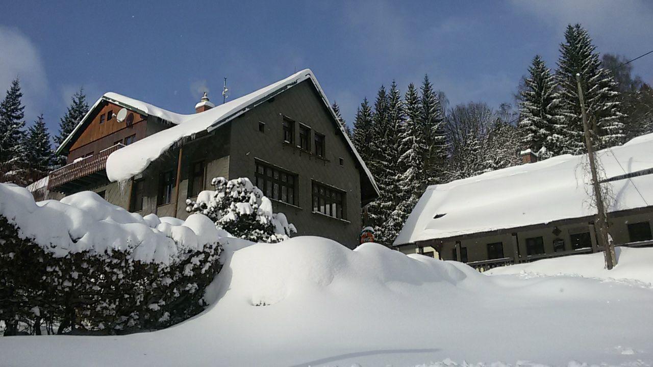 Hotel Maredis Kořenov Exteriér fotografie