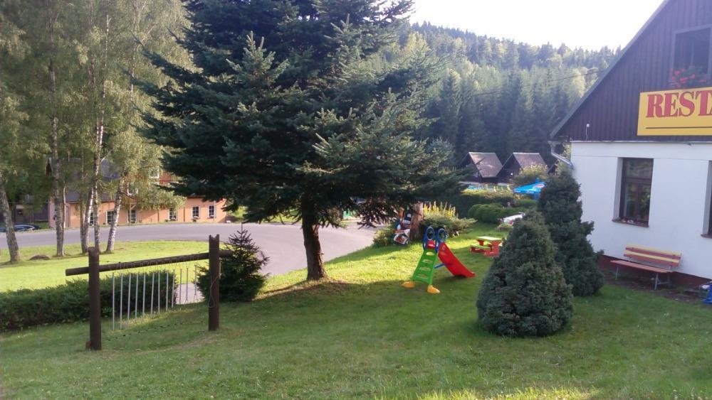 Hotel Maredis Kořenov Exteriér fotografie